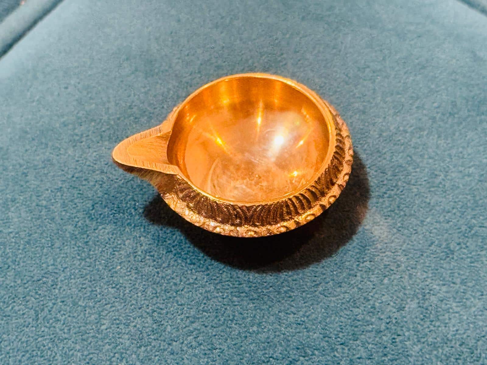 Kuber diya — brass, the 2.5 inch option